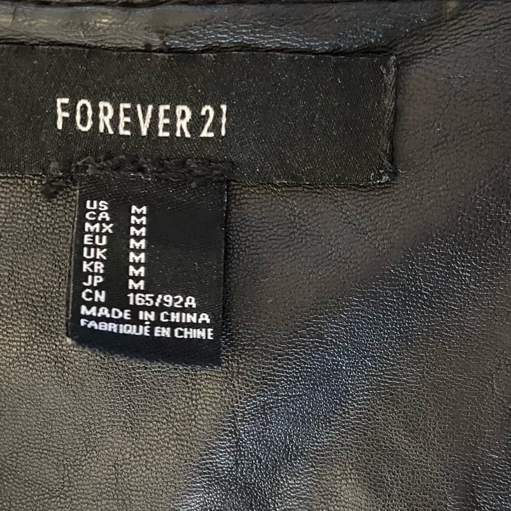 Pleather jacket. - Picture 3 of 4